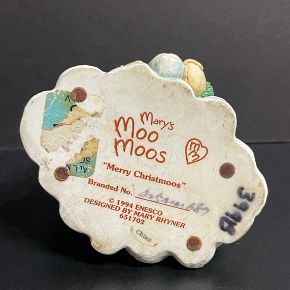 Mary’s Moo Moos Merry Christmoos Figurine Christmas Cows Calf Good Condition - Picture 7 of 10